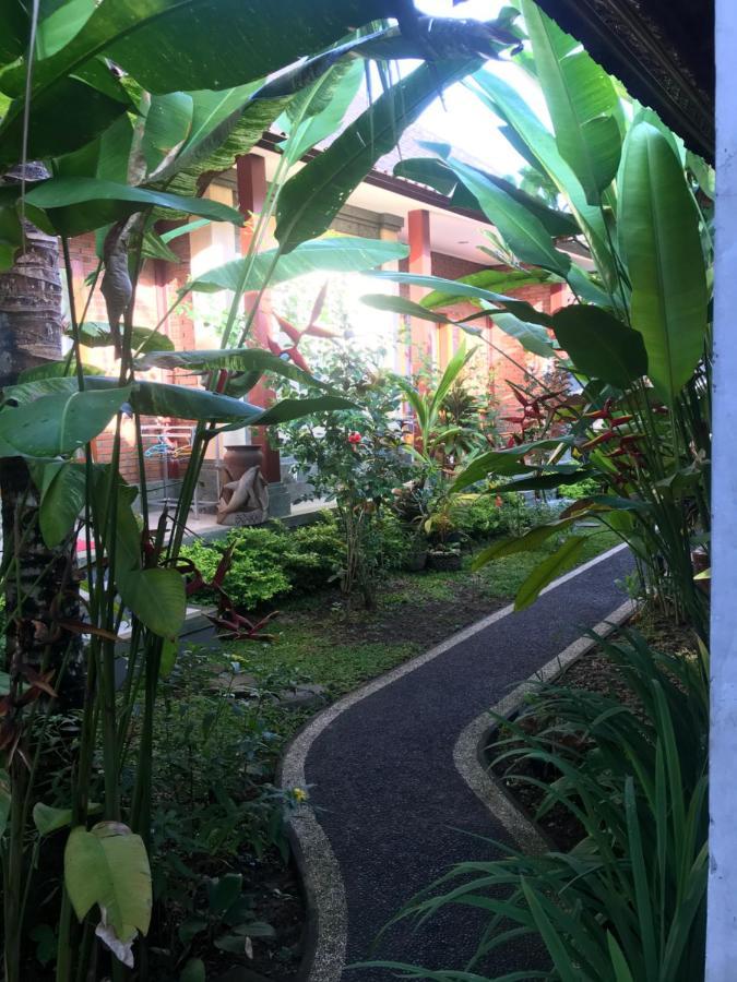 ウブドSemara Teges Houseアパートメント エクステリア 写真