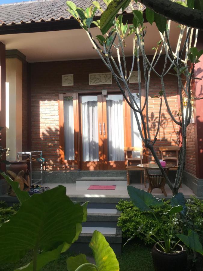 ウブドSemara Teges Houseアパートメント エクステリア 写真